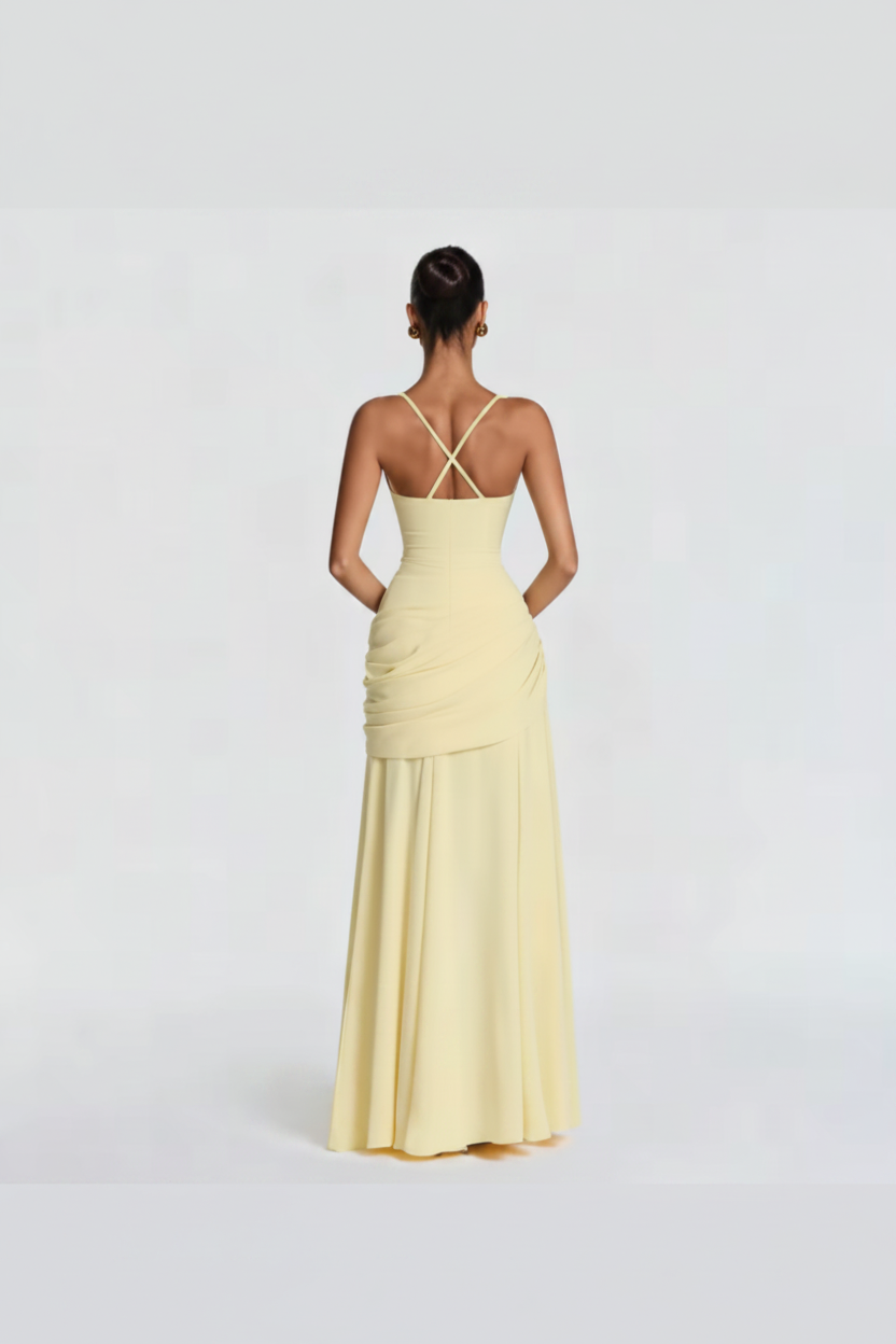 Vestido Celia / La caída Perfecta, la Elegancia Eterna