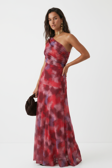 Vestido "Aurora Carmesí" Elegante y Sencillo.