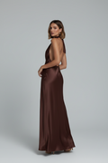 Vestido Siena / Distinción, Estilo y un Toque de Magia