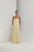 Vestido Celia / La caída Perfecta, la Elegancia Eterna